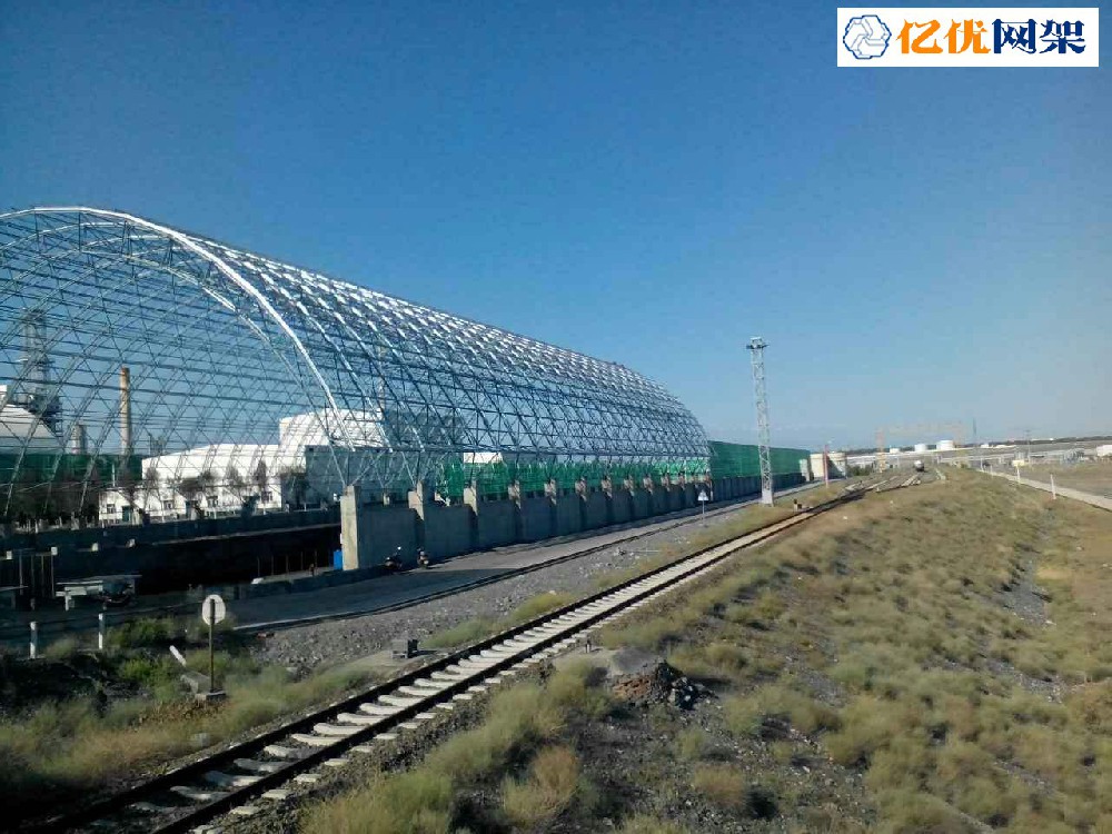 通辽中石油独山子石化干煤棚网架