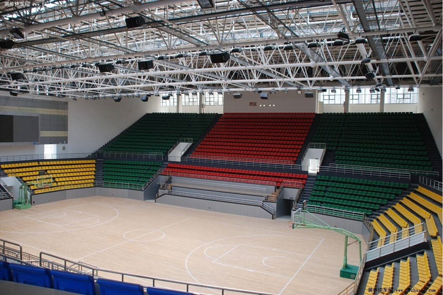 通辽羽毛球场网架工程